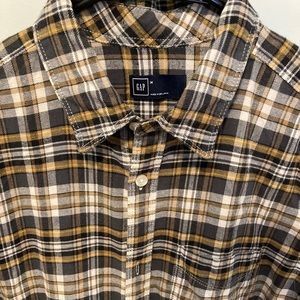 Gap Light weight flannel